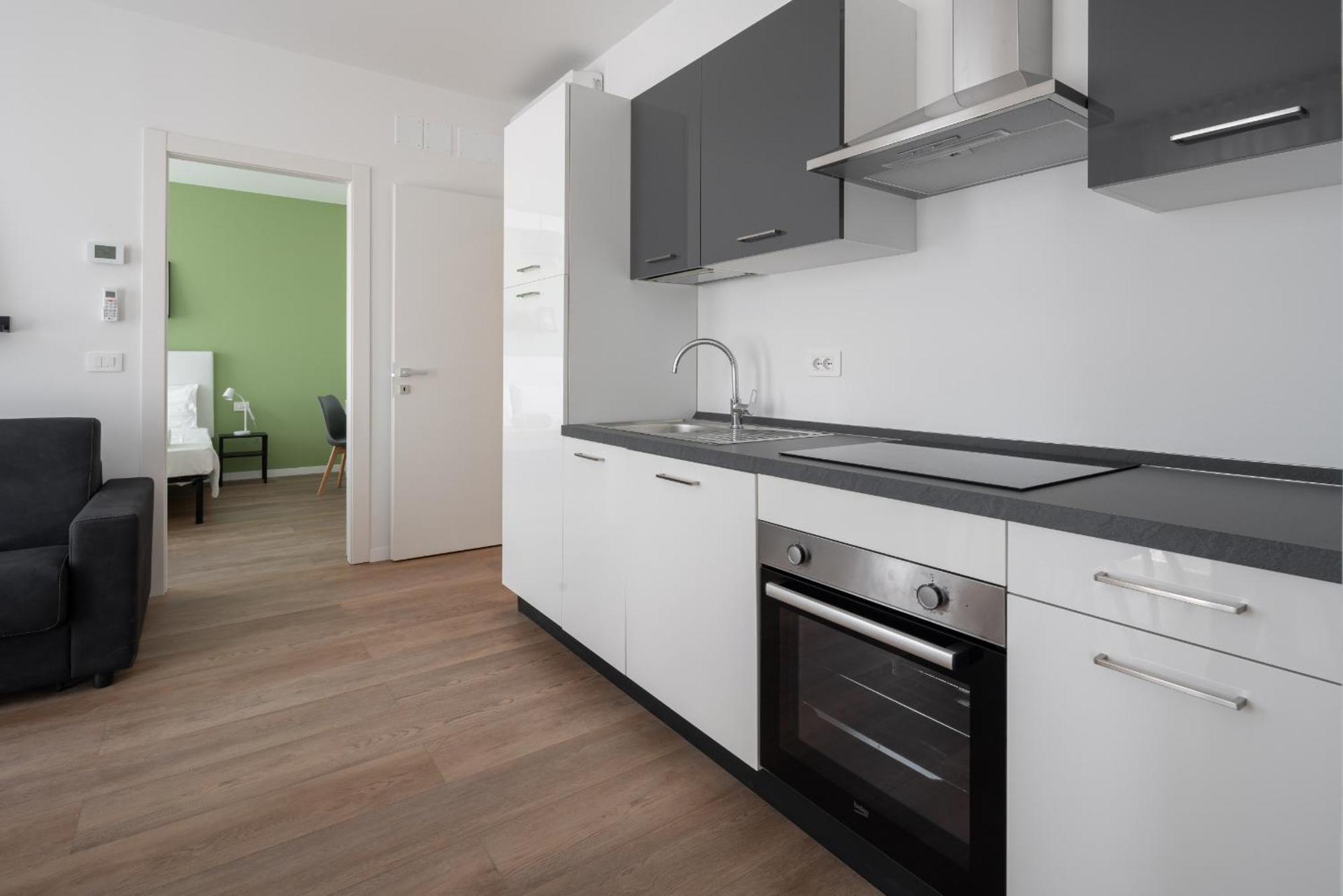 Carducci Modern Apartments By Wonderful Italy Местре Экстерьер фото