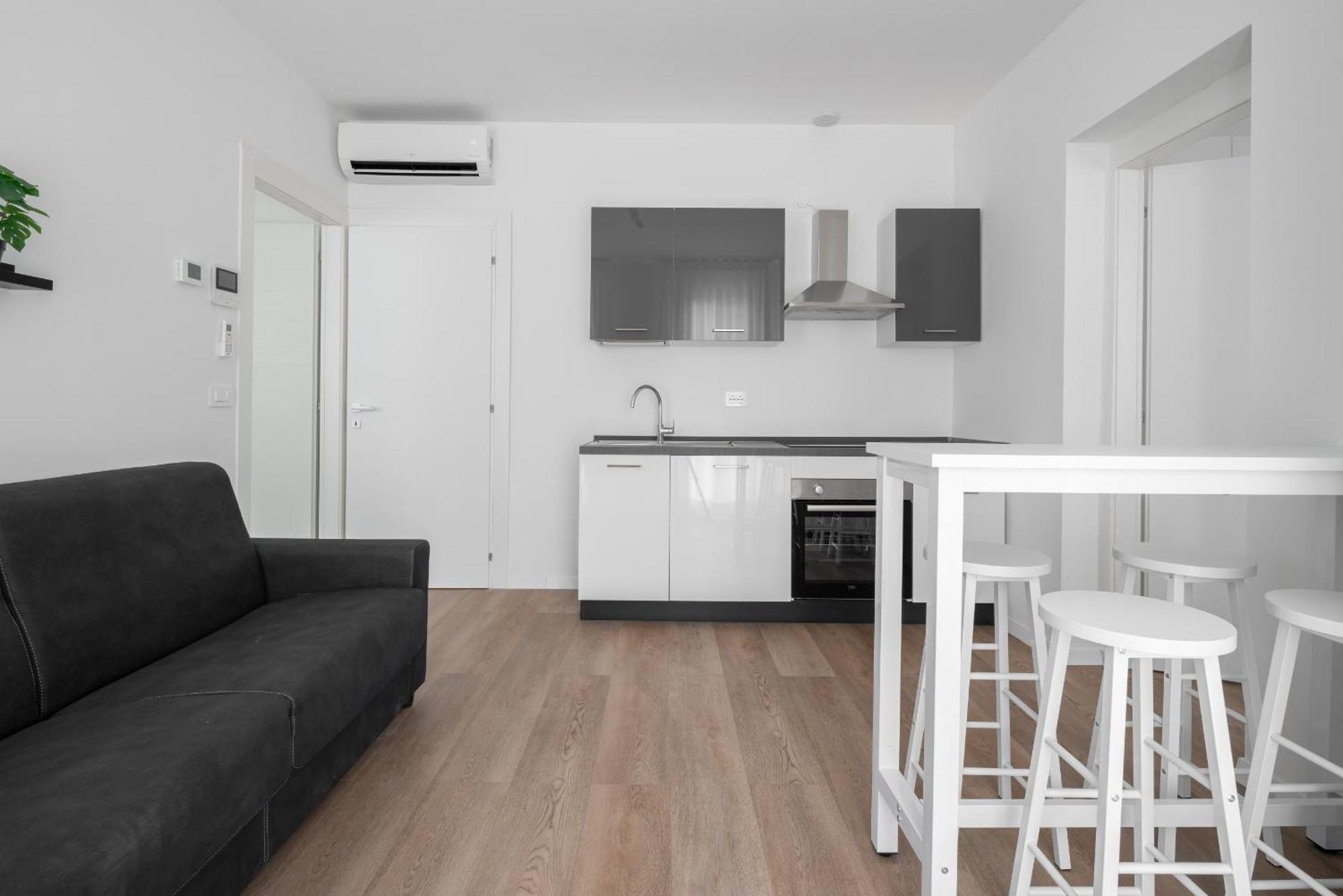 Carducci Modern Apartments By Wonderful Italy Местре Экстерьер фото